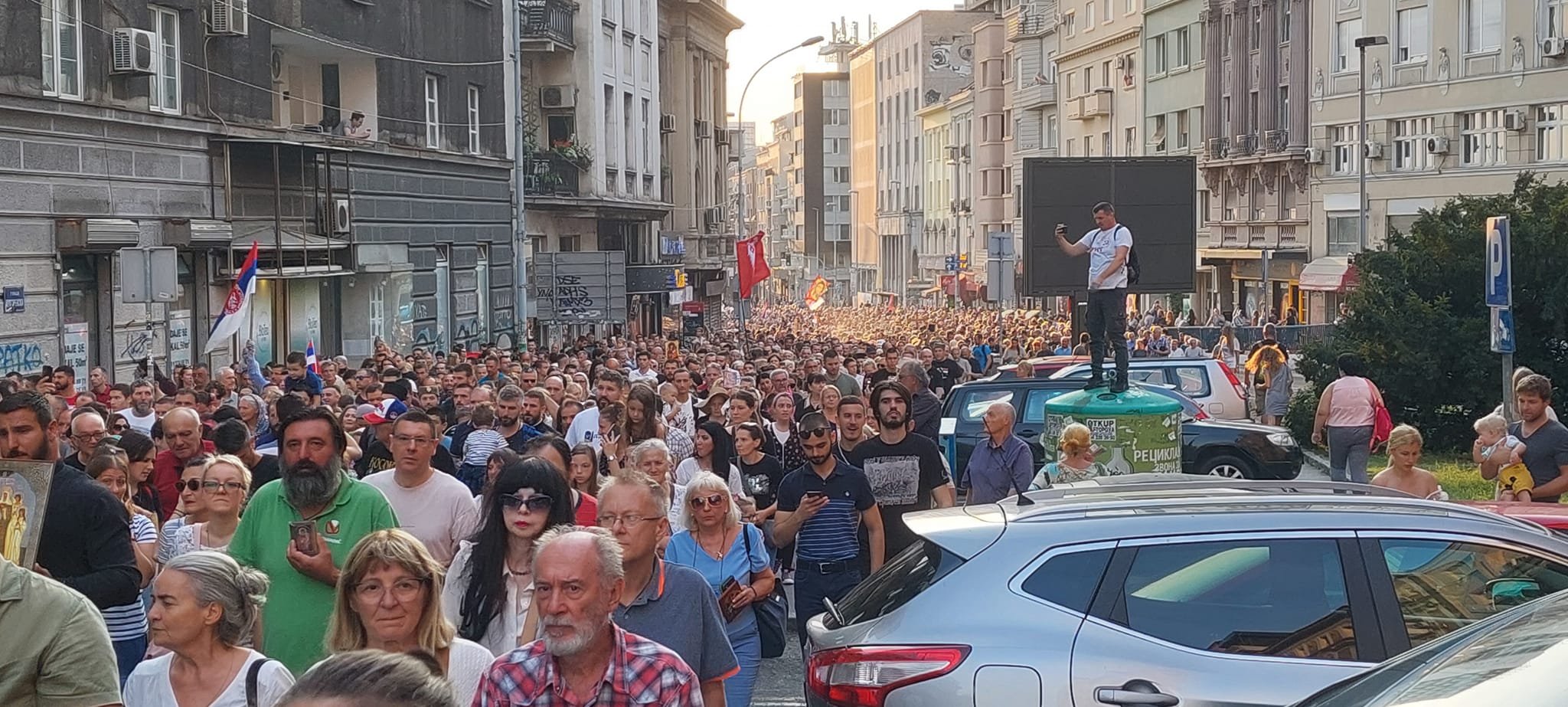 Отац Ненад Илић: Још мало о нападу на Београд