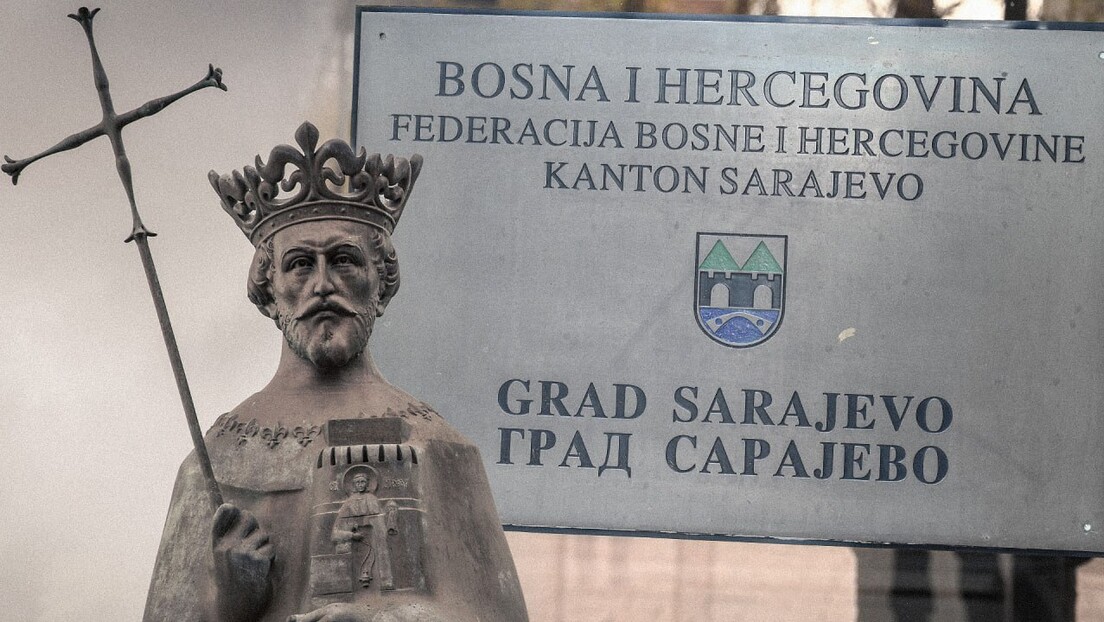О. Дарко Р. Ђого: Југословенска војска и србочетнички краљ