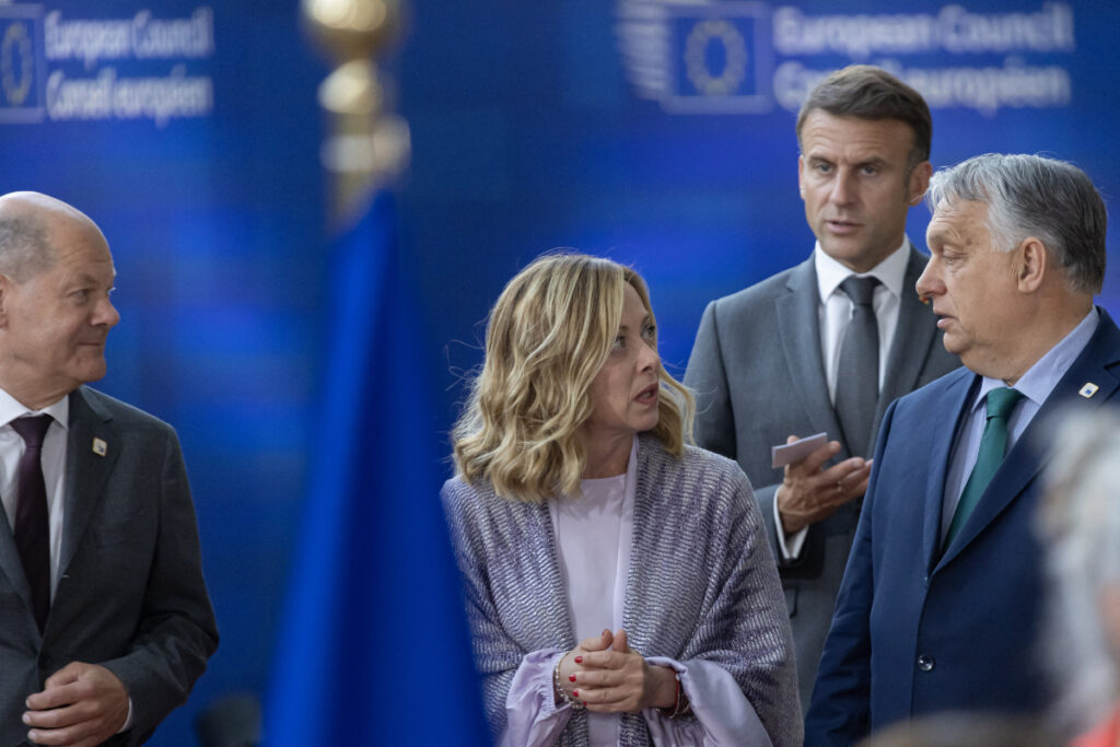 Душан Достанић: Прегруписавање на европској десници