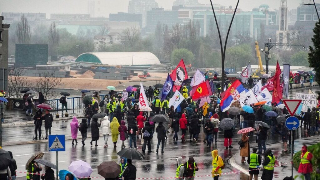 Миломир Степић: Ходајући бунт