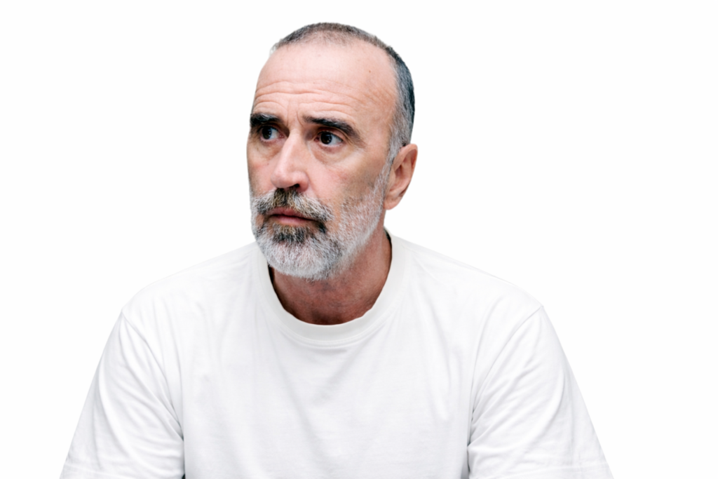 Владимир Умељић: Ноћ када је горела Богородица Љевишка… и моја немачка пријатељица Клаудија