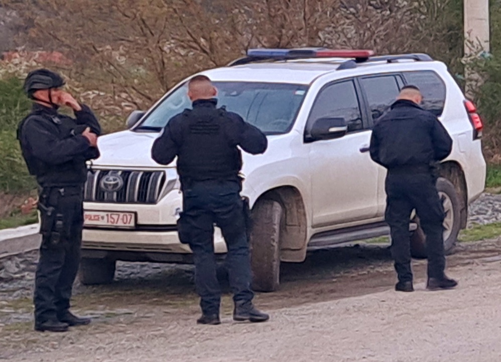 У Ораховцу пронађена експлозивна направа, јединице ’’КБС-а’’ за деминирање извршиле су контролисану експлозију
