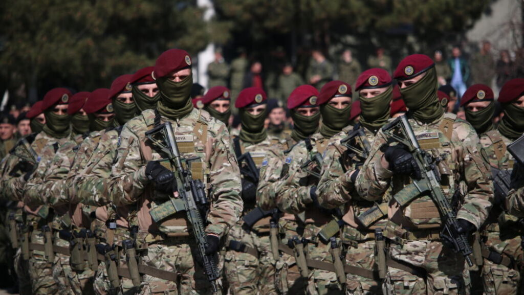 Лажна држава и Велика Британија унапређују сарадњу на пољу одбране