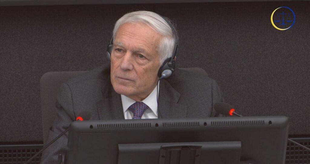 Весли Кларк шокиран пресудом, тврди да је Тачи штитио и недужно српско становништво