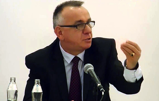 Хасани: Могуће поништавање закона о Специјализованим већима