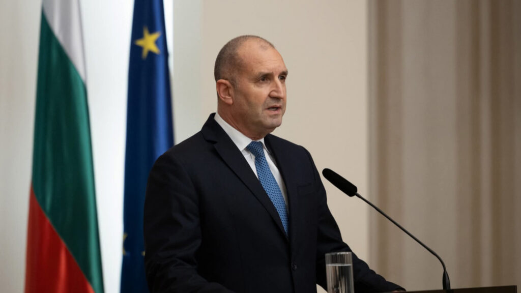 Радев честитао Куртију: Бугарска наставља да подржава ’’Косово’’ на путу ка ЕУ и Савету Европе